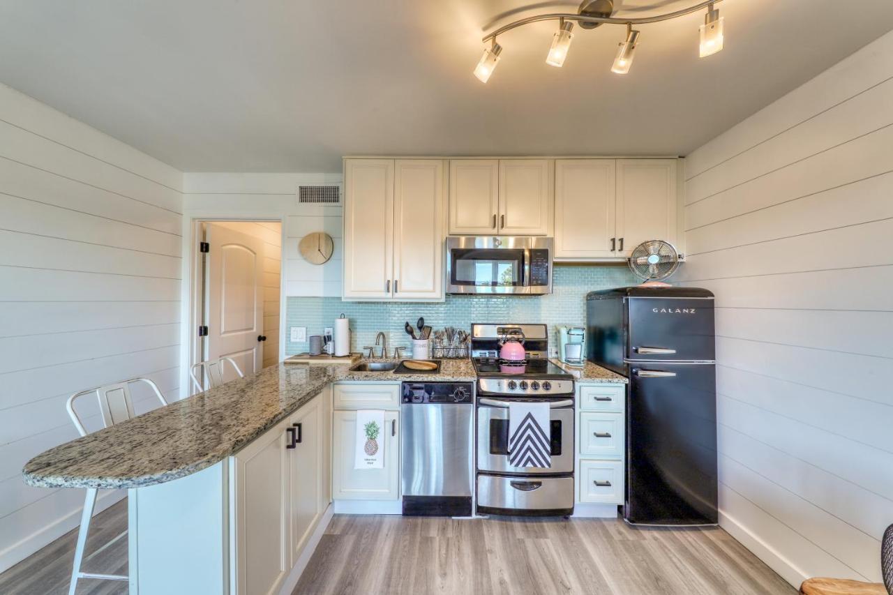 Pink Pineapple Apartment Hilton Head Island Bagian luar foto